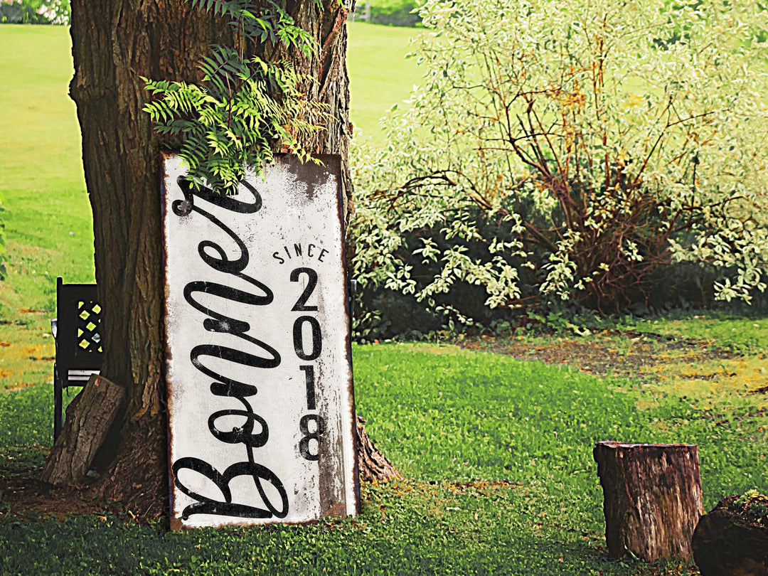 Vertical Family Name Sign with Farmhouse Font and rustic distress