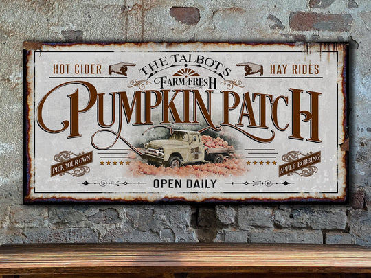 Pumpkin Patch Sign | Pumpkin Farm Sign | Rustic Fall Decor | Autumn Vintage Sign | Farm Wall Decor | Distressed Fall Pumpkin Sign