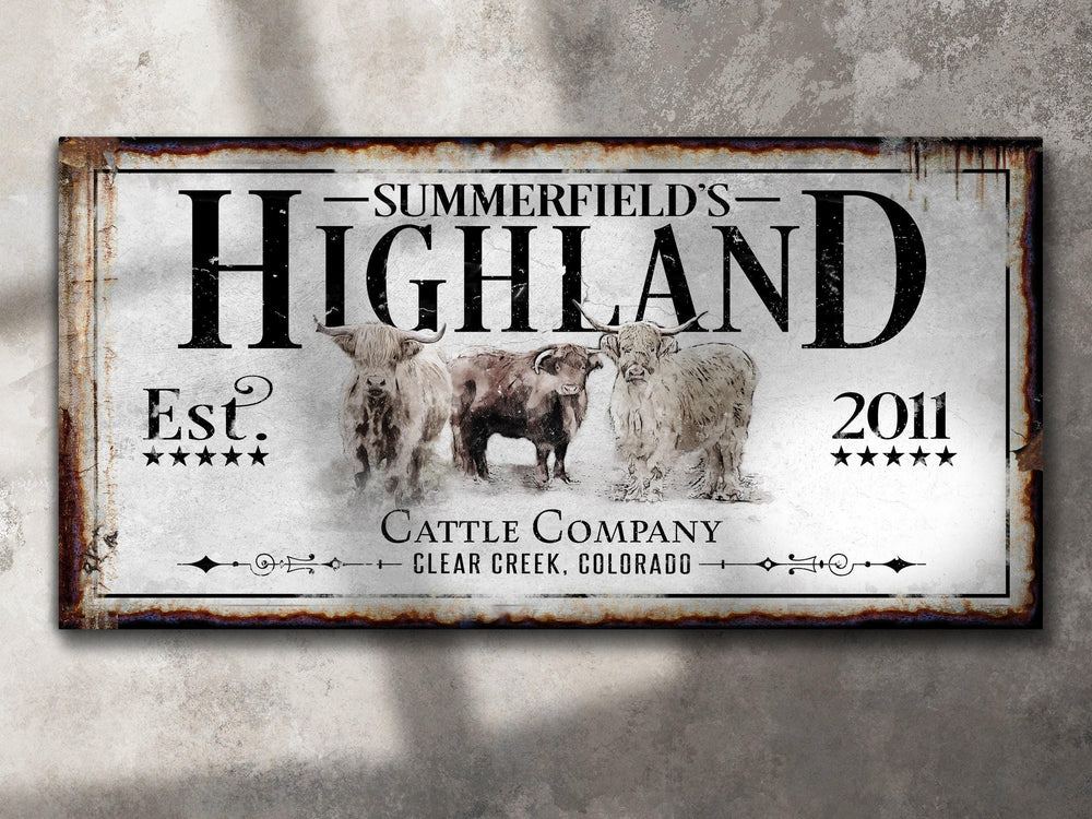 Highland Cow Ranch Sign | Last Name Farmhouse Sign | Farmhouse Sign | Ranch House Plans | Farm Wall Decor | Distressed Sign